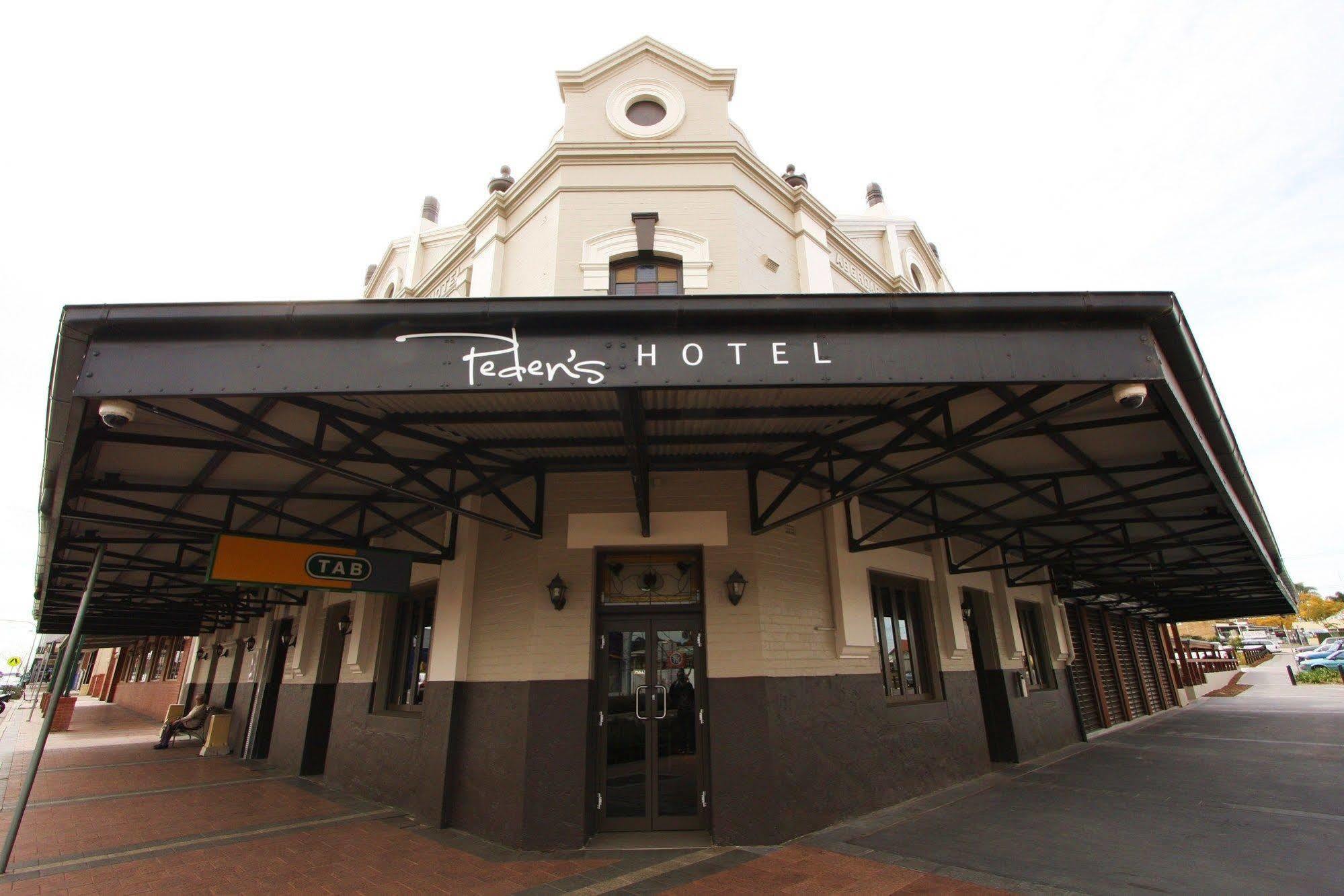 Peden'S Hotel Cessnock Esterno foto